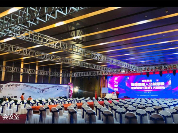 會議桌布怎么鋪，會議桌布怎么鋪好看