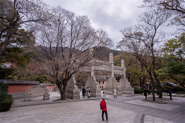 山东乳山市有哪些景点，山东乳山市有哪些景点可以玩