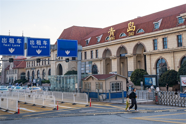 山东省蓉城市成山头景点，成山头在荣成的什么地方