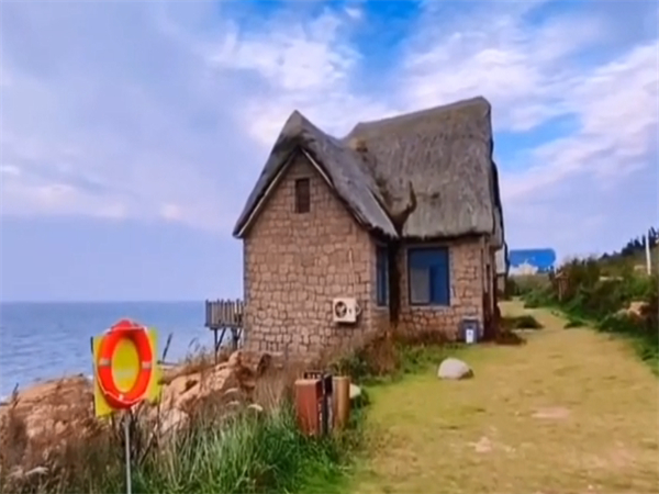 山东威海华夏城旅游景区,山东威海金海滩旅游景区